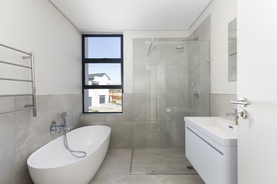 To Let 2 Bedroom Property for Rent in Mzuri Estate Western Cape